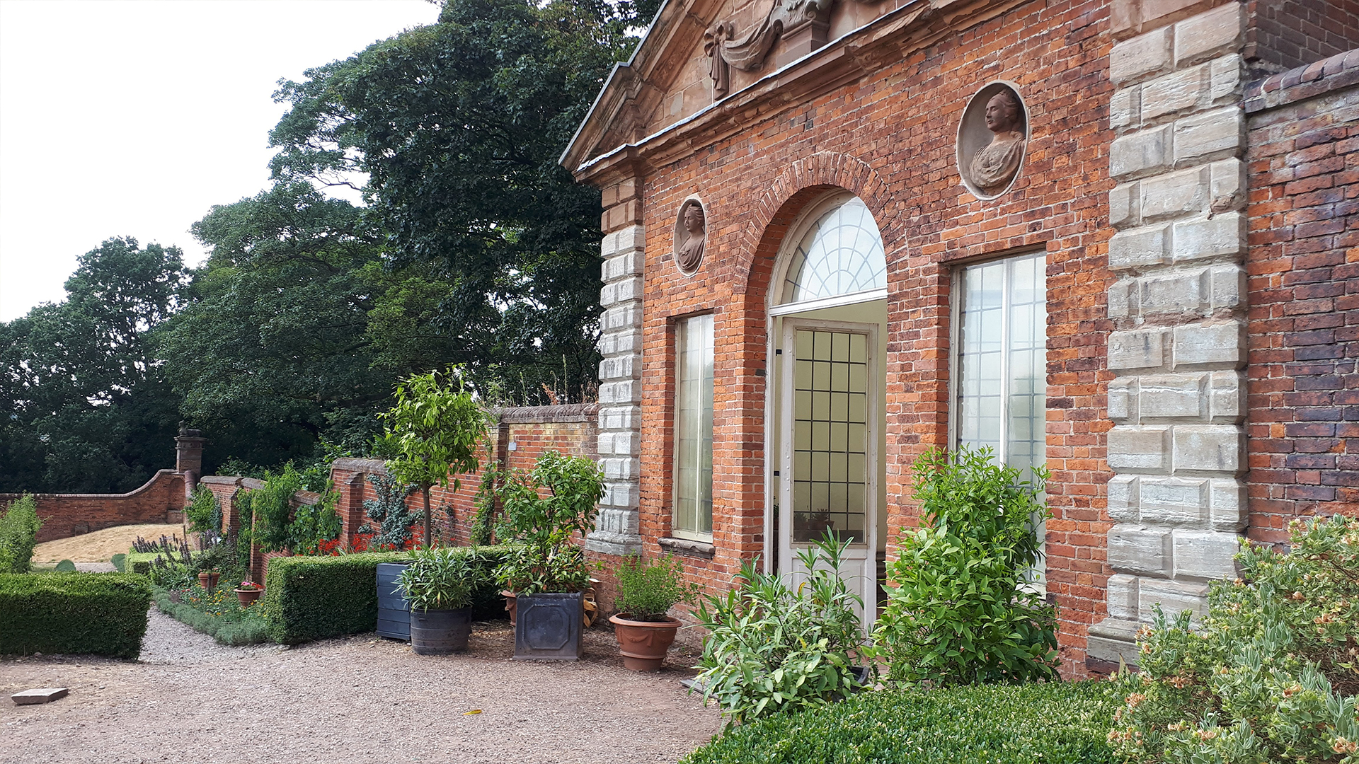 Image of Castle Bromwich Hall Gardens.